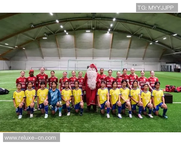 笑脸足球带来的快乐与团结让每个孩子都能在运动中找到自信与友谊